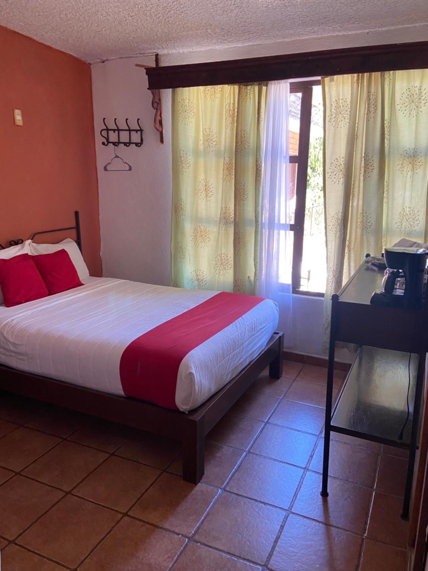 Hotel De Cervantes San Sebastián del Oeste Rom bilde